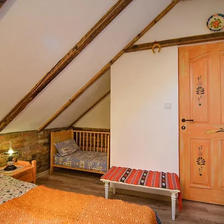 Cuibul De La Mare 3* كوربو