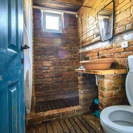 Cuibul De La Mare بيت ضيافة