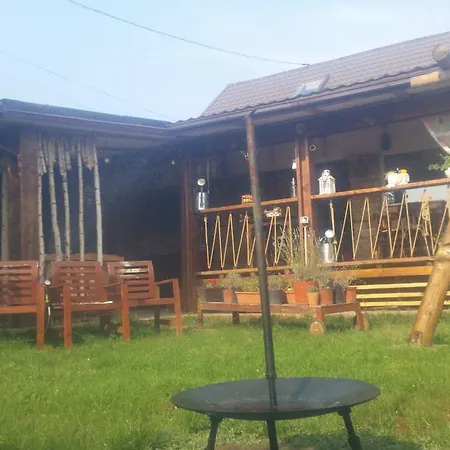 Cuibul De La Mare كوربو