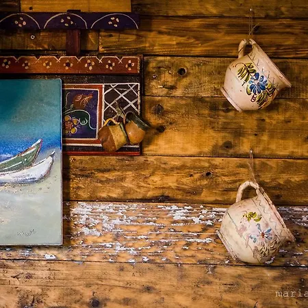 بيت ضيافة Cuibul De La Mare 3*