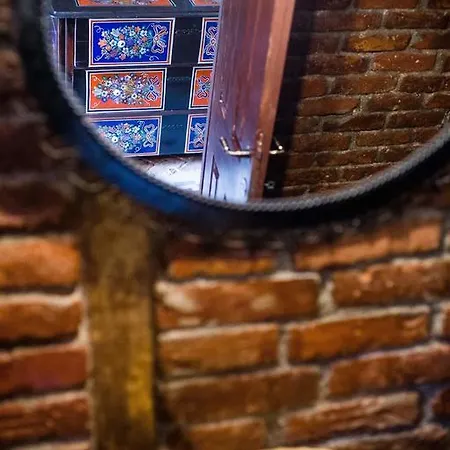 Cuibul De La Mare بيت ضيافة 3*