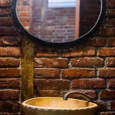 Cuibul De La Mare كوربو