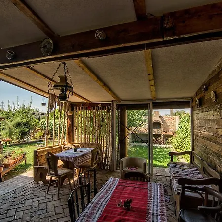 Penzion Cuibul De La Mare 3*